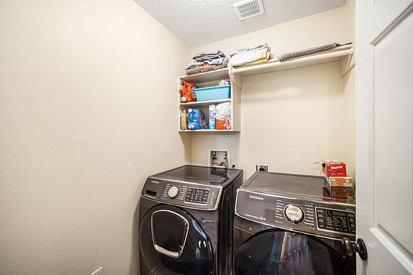 20518 Spring Aspen Lane-13