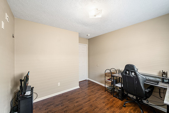 20518 Spring Aspen Lane-12