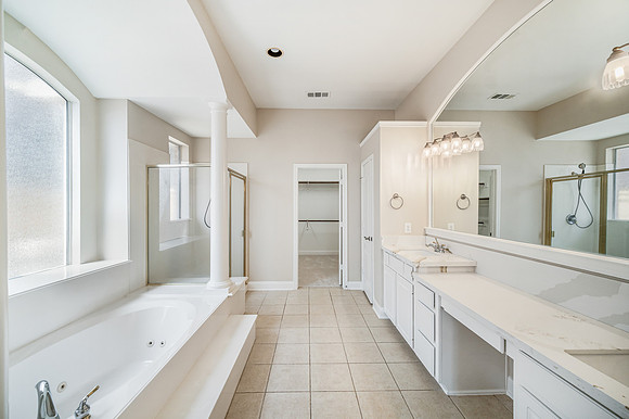 13910 Greenwood Manor Drive-36