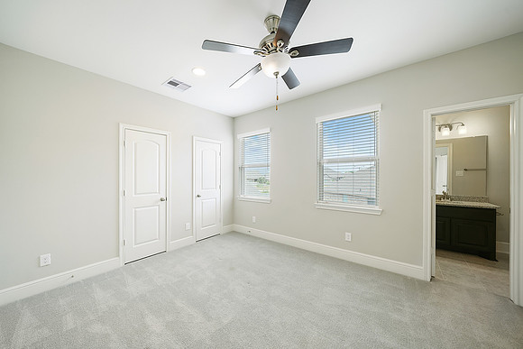 2603 Walnut Trail Ln-32