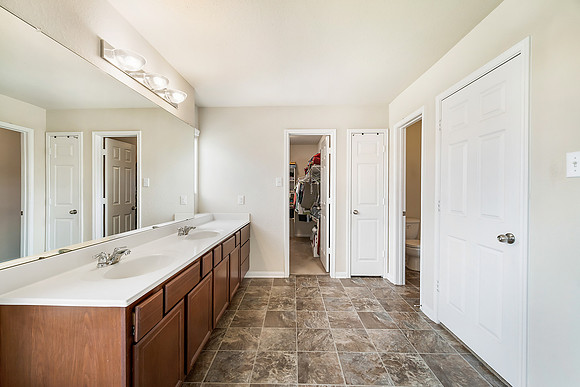 18007 Seco Creek Lane-28
