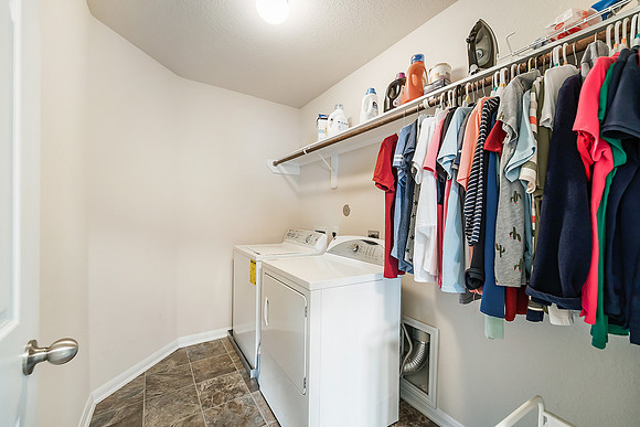 18007 Seco Creek Lane-23