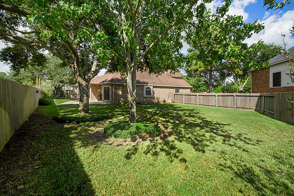 20414 Canyon Shadow Dr-33