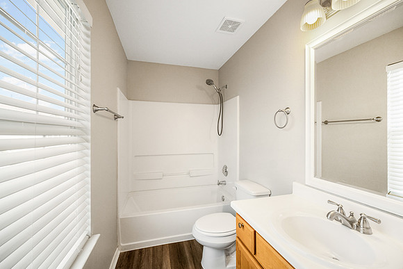 20516 Patriot Park Ln-22