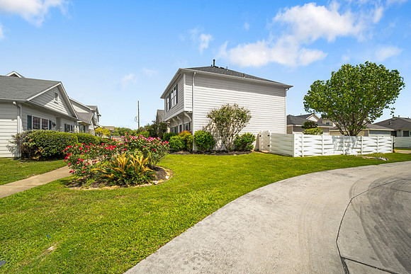 20516 Patriot Park Ln-26