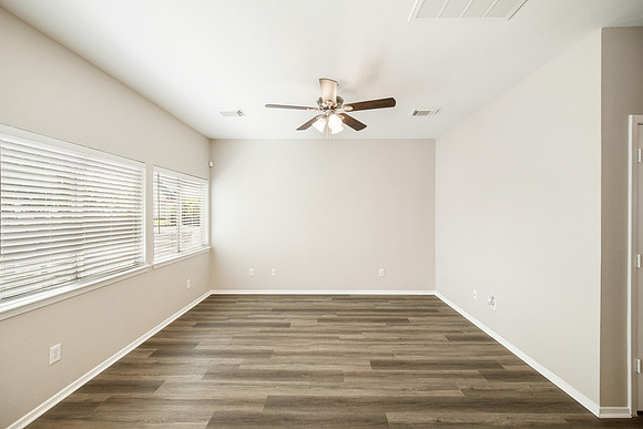 20516 Patriot Park Ln-8