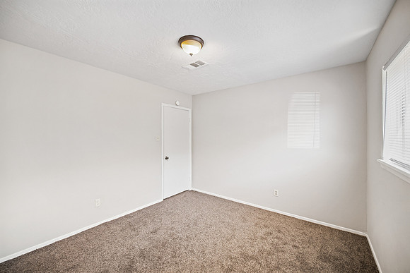 4010 Brookston St-17