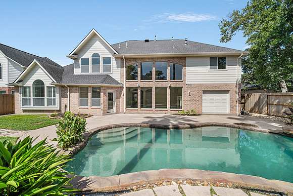 13910 Greenwood Manor Drive-39