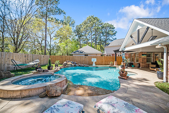 12839 Bedford Falls Dr-46