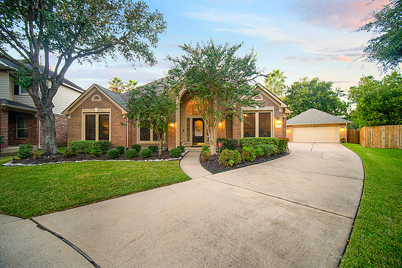 18002 Ivory Crossing Ln-1