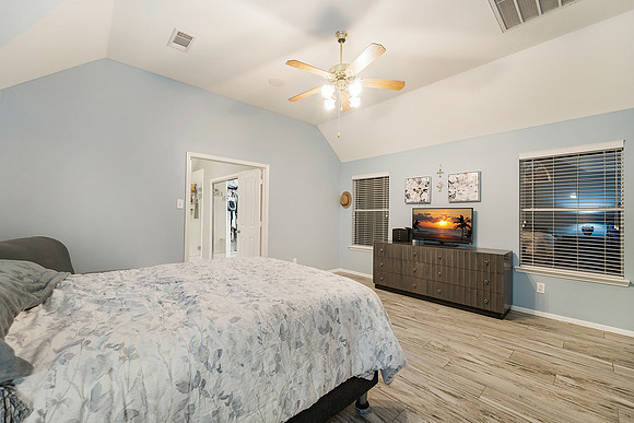 18002 Ivory Crossing Ln-33