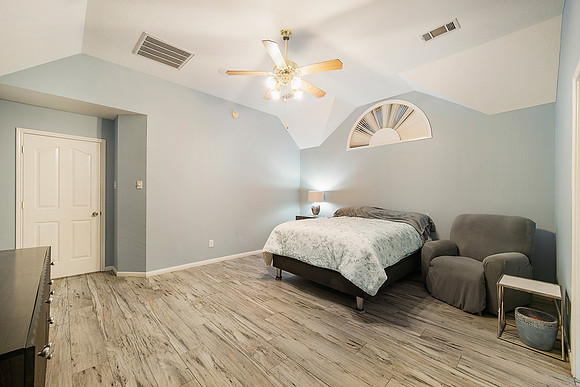 18002 Ivory Crossing Ln-32