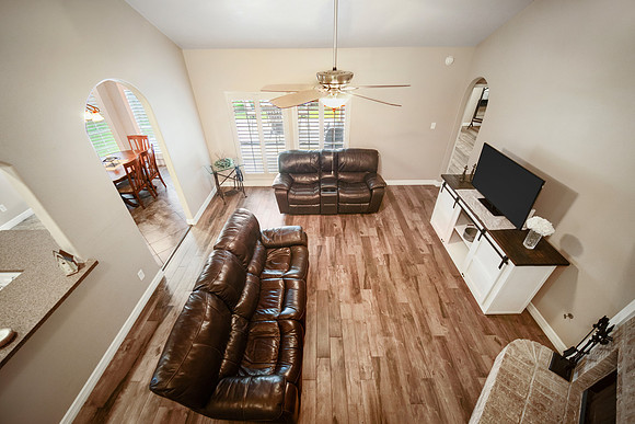 20414 Canyon Shadow Dr-23