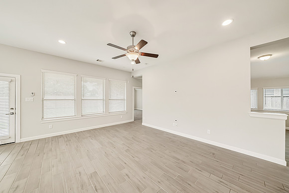 2407 Elmwood trail-14