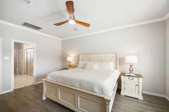 18214 Sunset Elm-22