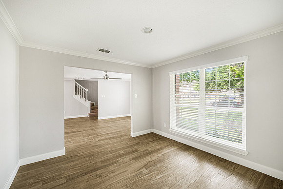 16215 Shrewsbury Cir-7
