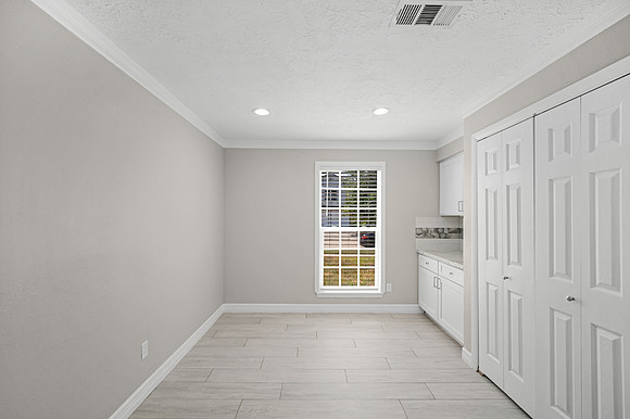 10306 Pear Oak Dr-14