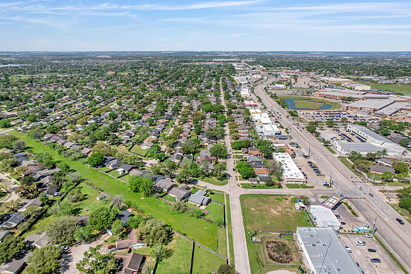 17403 Wild Willow Ln-38