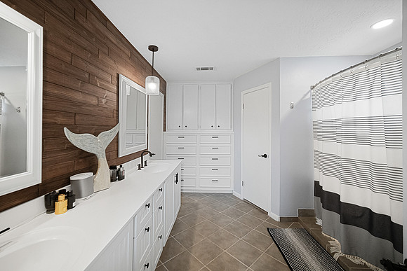 8814 Tavistock-34