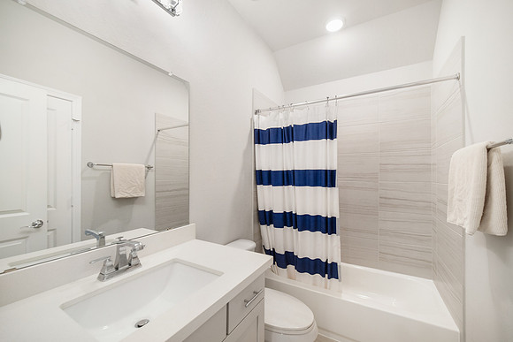 18214 Sunset Elm-27