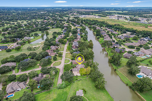 32236 Watersmeet Dr drone-2