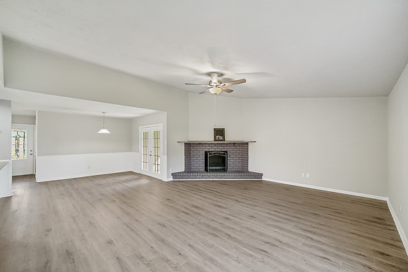 17403 Wild Willow Ln-9