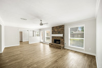16215 Shrewsbury Cir-8