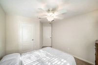 5319 Canyon Hallow Dr-10