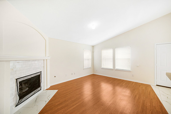 315 Brushy Glen Dr-12
