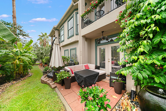 452MarinersDr-41