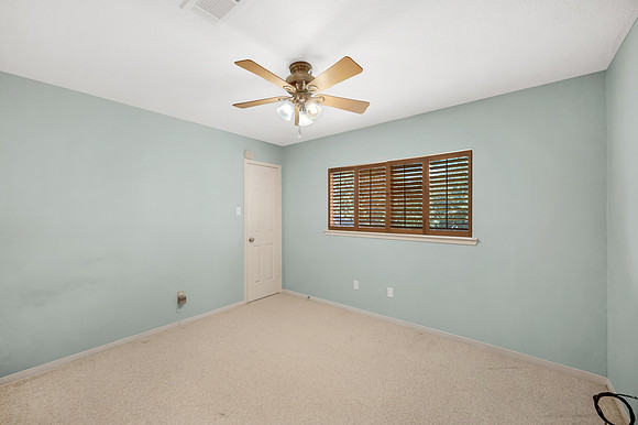 8107 Tall Firs ln-19