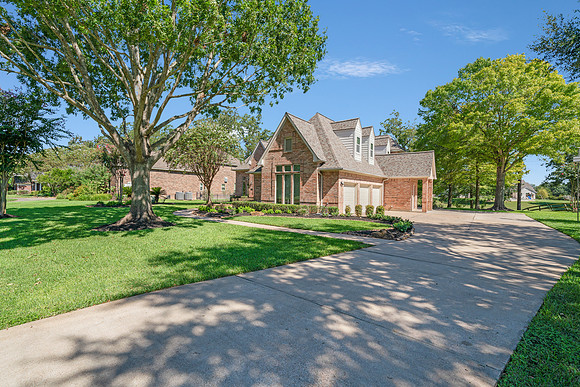 32236 Watersmeet Dr-3