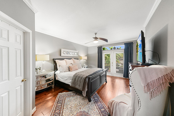 452MarinersDr-9