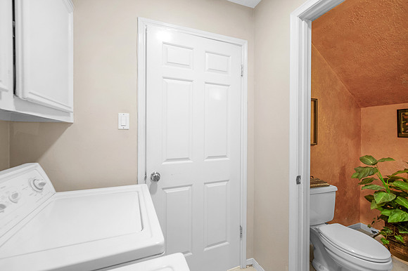 8107 Tall Firs ln-13