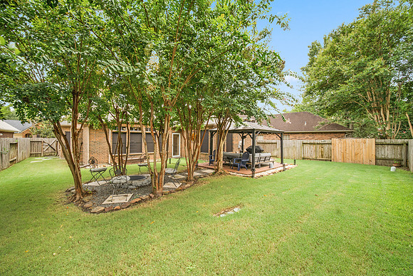 15315 Maple Meadows Dr-31