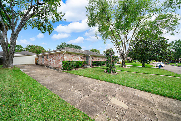 14002 Briar pl-3