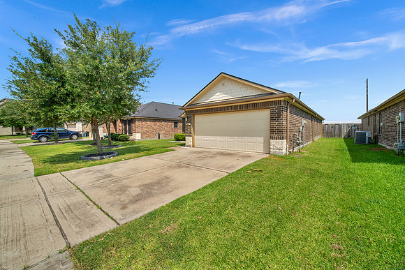 21330 Cypress River Oak Dr-3