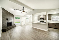 2919 W Greens Rd-7