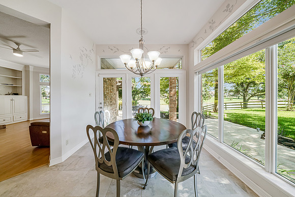 32236 Watersmeet Dr-18