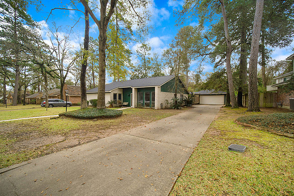 4647 Deer Point dr-3