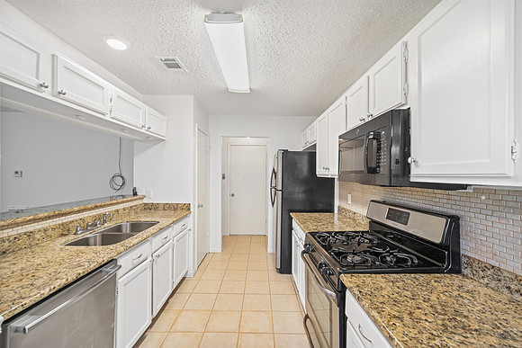 9626 Poynes-11