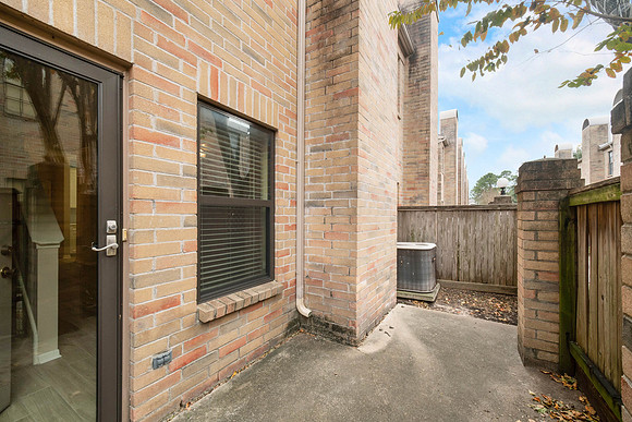 9800 Pagewood 3006-5