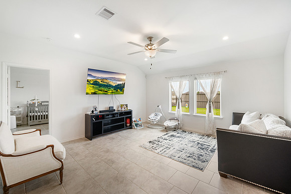 1046 Appaloosa Lane-18