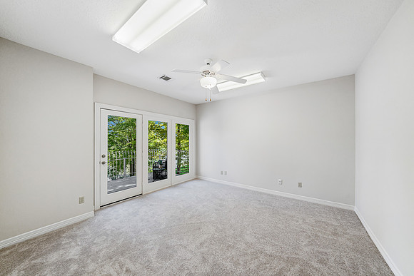 32236 Watersmeet Dr-35