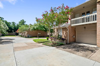 5515 Strack Rd apt 121-3