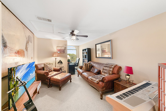 452MarinersDr-35