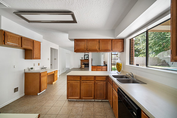 8011 Pinyon Creek Ct-10