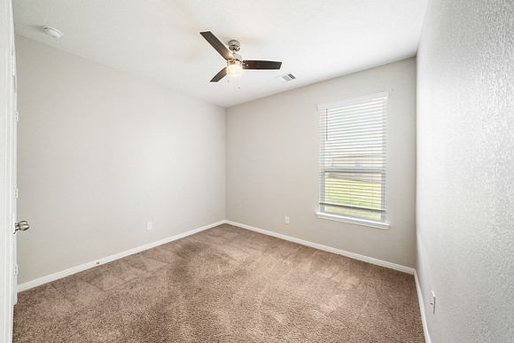 994 Camellia Hills Ln-8