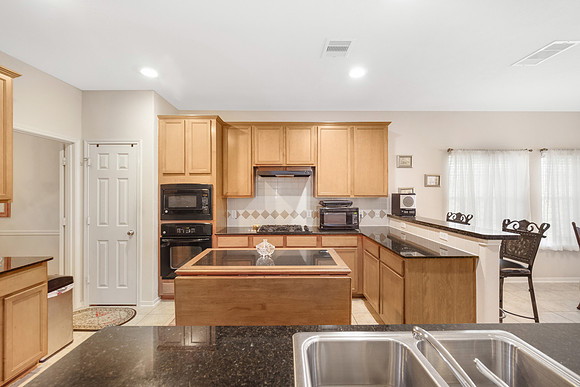 14903 Hurst point-9
