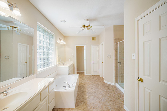 14311 Arlington Pl-88